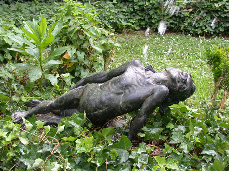 - Dawn Fountain - Bronze sculpture by Barry Johnston